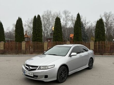 Серый Хонда Аккорд, объемом двигателя 2.2 л и пробегом 320 тыс. км за 4600 $, фото 1 на Automoto.ua