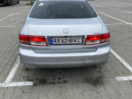 Серый Хонда Аккорд, объемом двигателя 2.4 л и пробегом 320 тыс. км за 4999 $, фото 1 на Automoto.ua