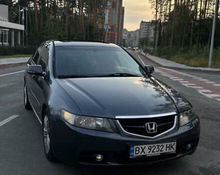 Серый Хонда Аккорд, объемом двигателя 2.2 л и пробегом 268 тыс. км за 5100 $, фото 1 на Automoto.ua
