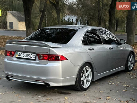 Хонда Аккорд 2004 у Луцьку на Automoto.ua Сірий Хонда Аккорд, об'ємом двигуна 2.35 л та пробігом 395 тис. км за 6200 $, фото 1 на Automoto.ua