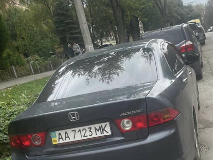 Серый Хонда Аккорд, объемом двигателя 2 л и пробегом 358 тыс. км за 6500 $, фото 1 на Automoto.ua