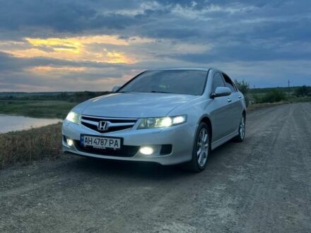 Серый Хонда Аккорд, объемом двигателя 2.4 л и пробегом 220 тыс. км за 7500 $, фото 1 на Automoto.ua