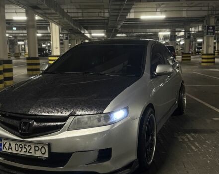 Серый Хонда Аккорд, объемом двигателя 2 л и пробегом 300 тыс. км за 5500 $, фото 1 на Automoto.ua