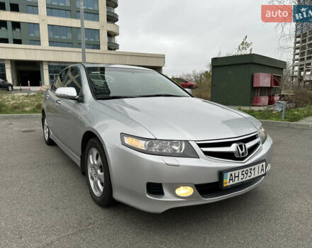 Серый Хонда Аккорд, объемом двигателя 2 л и пробегом 205 тыс. км за 8000 $, фото 1 на Automoto.ua