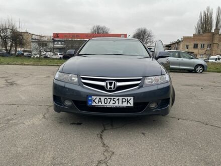 Серый Хонда Аккорд, объемом двигателя 2 л и пробегом 270 тыс. км за 6200 $, фото 1 на Automoto.ua