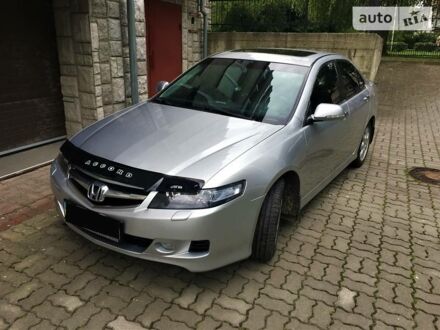 Хонда Аккорд 2007 у Луцьку на Automoto.ua Сірий Хонда Аккорд, об'ємом двигуна 2.4 л та пробігом 291 тис. км за 8000 $, фото 1 на Automoto.ua