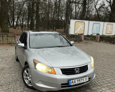 Серый Хонда Аккорд, объемом двигателя 2.35 л и пробегом 260 тыс. км за 6000 $, фото 1 на Automoto.ua