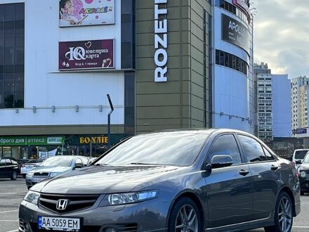 Хонда Аккорд 2007 у Володимир-Волинський на Automoto.ua Сірий Хонда Аккорд, об'ємом двигуна 24 л та пробігом 295 тис. км за 8400 $, фото 1 на Automoto.ua