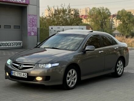 Хонда Аккорд 2007 в Днепре (Днепропетровске) на Automoto.ua Серый Хонда Аккорд, объемом двигателя 2 л и пробегом 220 тыс. км за 7999 $, фото 1 на Automoto.ua