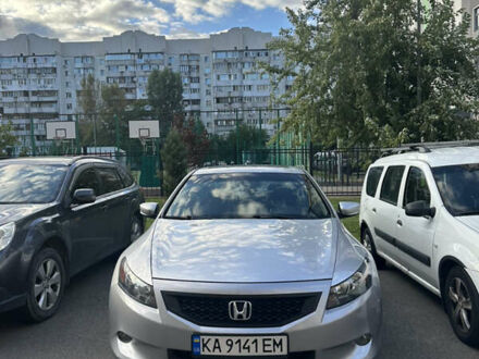 Сірий Хонда Аккорд, об'ємом двигуна 3.47 л та пробігом 195 тис. км за 8900 $, фото 1 на Automoto.ua