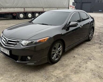 Серый Хонда Аккорд, объемом двигателя 2.35 л и пробегом 166 тыс. км за 11200 $, фото 1 на Automoto.ua