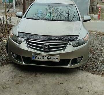 Хонда Аккорд 2008 у Борисполе на Automoto.ua Сірий Хонда Аккорд, об'ємом двигуна 2 л та пробігом 200 тис. км за 8200 $, фото 1 на Automoto.ua