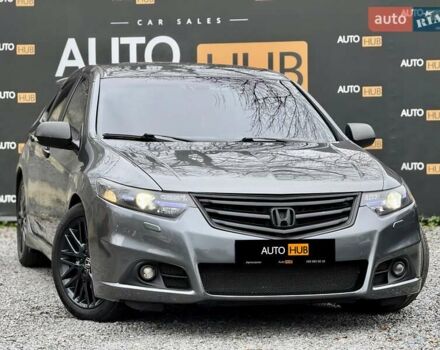 Серый Хонда Аккорд, объемом двигателя 2.4 л и пробегом 203 тыс. км за 9500 $, фото 1 на Automoto.ua