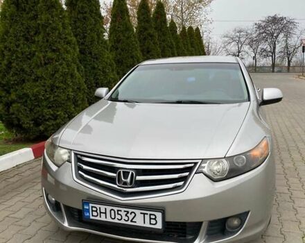 Серый Хонда Аккорд, объемом двигателя 2 л и пробегом 242 тыс. км за 9297 $, фото 1 на Automoto.ua