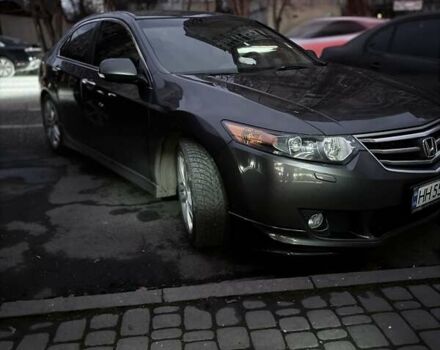 Серый Хонда Аккорд, объемом двигателя 2.35 л и пробегом 228 тыс. км за 9700 $, фото 1 на Automoto.ua