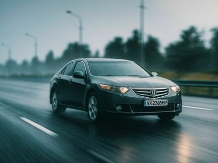Серый Хонда Аккорд, объемом двигателя 2.4 л и пробегом 254 тыс. км за 7875 $, фото 1 на Automoto.ua