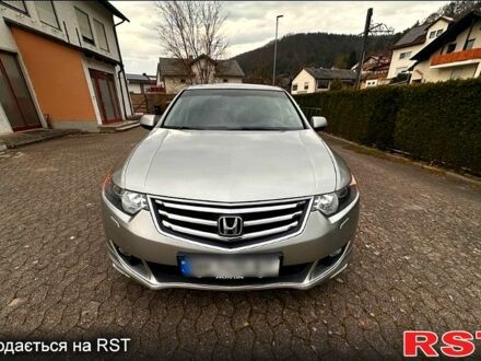 Хонда Аккорд 2008 у Стара Вижівка на Automoto.ua Сірий Хонда Аккорд, об'ємом двигуна 2.4 л та пробігом 154 тис. км за 8300 $, фото 1 на Automoto.ua