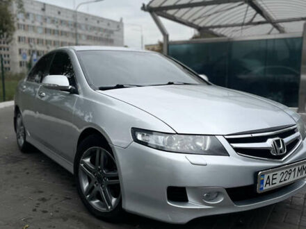 Сірий Хонда Аккорд, об'ємом двигуна 2 л та пробігом 270 тис. км за 7199 $, фото 1 на Automoto.ua