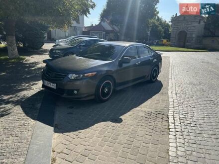Сірий Хонда Аккорд, об'ємом двигуна 2.35 л та пробігом 230 тис. км за 8500 $, фото 1 на Automoto.ua