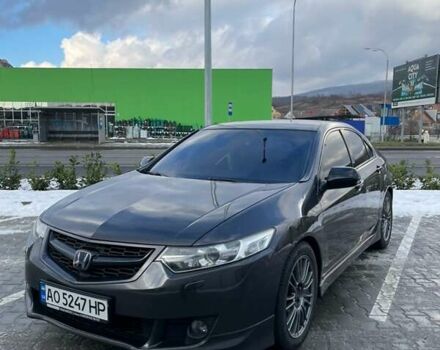 Серый Хонда Аккорд, объемом двигателя 2.35 л и пробегом 316 тыс. км за 8500 $, фото 1 на Automoto.ua