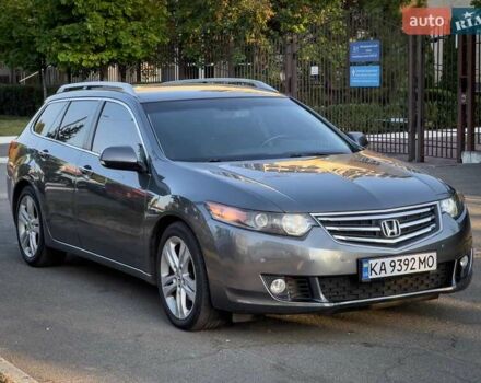 Серый Хонда Аккорд, объемом двигателя 2.2 л и пробегом 227 тыс. км за 8500 $, фото 1 на Automoto.ua