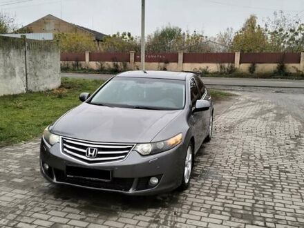 Серый Хонда Аккорд, объемом двигателя 2 л и пробегом 250 тыс. км за 9500 $, фото 1 на Automoto.ua