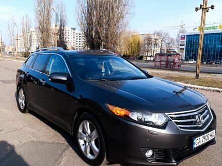 Хонда Аккорд 2011 у Черкасах на Automoto.ua Сірий Хонда Аккорд, об'ємом двигуна 0 л та пробігом 265 тис. км за 10800 $, фото 1 на Automoto.ua