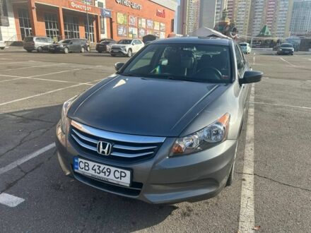 Серый Хонда Аккорд, объемом двигателя 0 л и пробегом 260 тыс. км за 10600 $, фото 1 на Automoto.ua