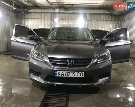 Серый Хонда Аккорд, объемом двигателя 2.35 л и пробегом 140 тыс. км за 11000 $, фото 1 на Automoto.ua