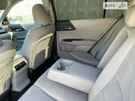 Серый Хонда Аккорд, объемом двигателя 2.4 л и пробегом 139 тыс. км за 13000 $, фото 1 на Automoto.ua