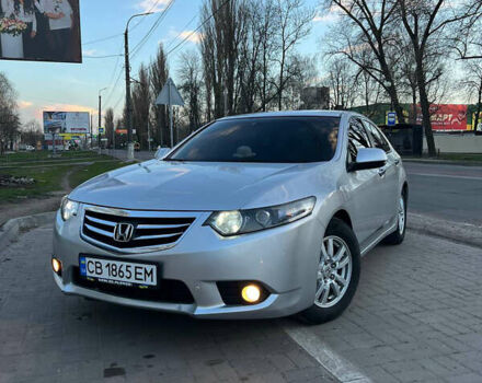 Сірий Хонда Аккорд, об'ємом двигуна 2 л та пробігом 206 тис. км за 8800 $, фото 1 на Automoto.ua