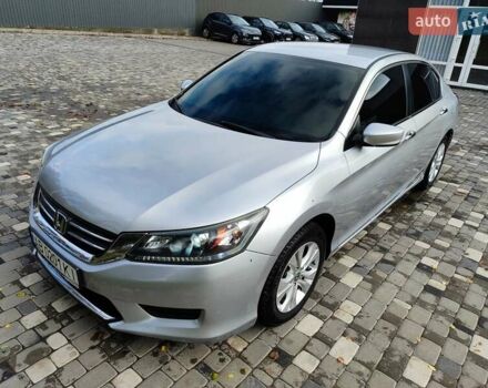 Серый Хонда Аккорд, объемом двигателя 2.4 л и пробегом 234 тыс. км за 9500 $, фото 1 на Automoto.ua