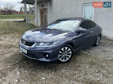 Хонда Аккорд 2013 у Тернополі на Automoto.ua Сірий Хонда Аккорд, об'ємом двигуна 2.35 л та пробігом 97 тис. км за 8200 $, фото 1 на Automoto.ua