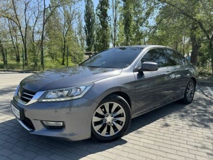 Сірий Хонда Аккорд, об'ємом двигуна 2.4 л та пробігом 250 тис. км за 12999 $, фото 1 на Automoto.ua
