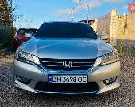 Серый Хонда Аккорд, объемом двигателя 2.4 л и пробегом 190 тыс. км за 10600 $, фото 1 на Automoto.ua