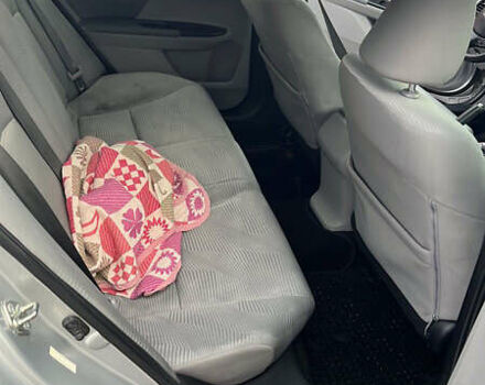 Серый Хонда Аккорд, объемом двигателя 2.36 л и пробегом 260 тыс. км за 8000 $, фото 1 на Automoto.ua