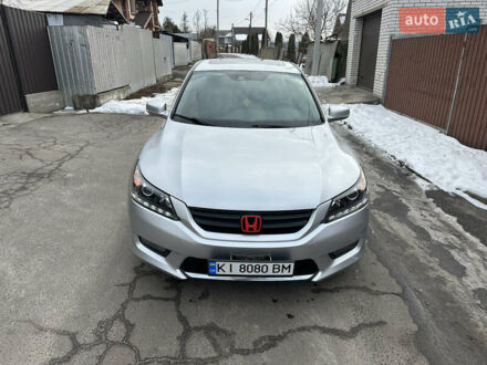 Хонда Аккорд 2014 у Києві на Automoto.ua Сірий Хонда Аккорд, об'ємом двигуна 3.5 л та пробігом 227 тис. км за 10999 $, фото 1 на Automoto.ua