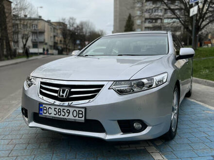 Хонда Аккорд 2014 у Львові на Automoto.ua Сірий Хонда Аккорд, об'ємом двигуна 2.2 л та пробігом 118 тис. км за 12999 $, фото 1 на Automoto.ua