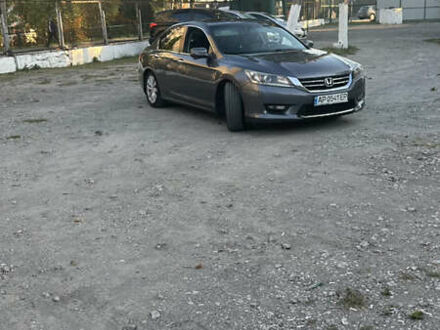 Серый Хонда Аккорд, объемом двигателя 2.36 л и пробегом 232 тыс. км за 9000 $, фото 1 на Automoto.ua