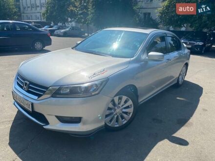 Сірий Хонда Аккорд, об'ємом двигуна 2.36 л та пробігом 179 тис. км за 11300 $, фото 1 на Automoto.ua