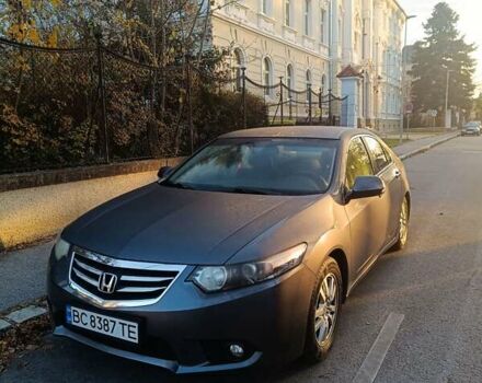 Серый Хонда Аккорд, объемом двигателя 2 л и пробегом 198 тыс. км за 10000 $, фото 1 на Automoto.ua