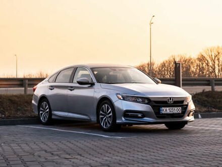 Сірий Хонда Аккорд, об'ємом двигуна 2 л та пробігом 290 тис. км за 17500 $, фото 1 на Automoto.ua