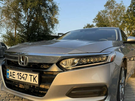 Серый Хонда Аккорд, объемом двигателя 1.5 л и пробегом 39 тыс. км за 17500 $, фото 1 на Automoto.ua