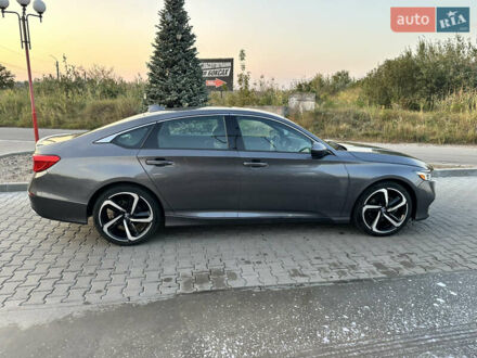 Серый Хонда Аккорд, объемом двигателя 1.5 л и пробегом 144 тыс. км за 18500 $, фото 1 на Automoto.ua