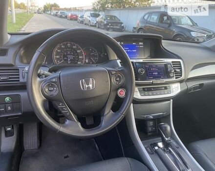 Синий Хонда Аккорд, объемом двигателя 3.5 л и пробегом 160 тыс. км за 12300 $, фото 8 на Automoto.ua
