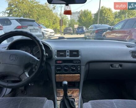 Синій Хонда Аккорд, об'ємом двигуна 2 л та пробігом 415 тис. км за 2000 $, фото 9 на Automoto.ua