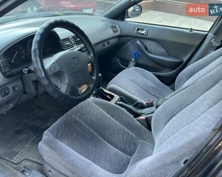 Синій Хонда Аккорд, об'ємом двигуна 2 л та пробігом 415 тис. км за 2000 $, фото 8 на Automoto.ua