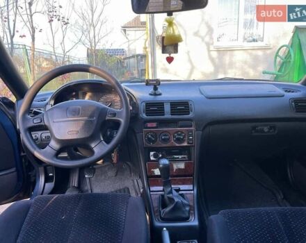 Синий Хонда Аккорд, объемом двигателя 1.85 л и пробегом 292 тыс. км за 2500 $, фото 4 на Automoto.ua