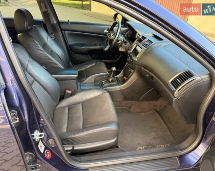 Синий Хонда Аккорд, объемом двигателя 2.2 л и пробегом 322 тыс. км за 4200 $, фото 6 на Automoto.ua