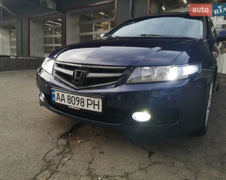 Синий Хонда Аккорд, объемом двигателя 2.4 л и пробегом 253 тыс. км за 7300 $, фото 9 на Automoto.ua